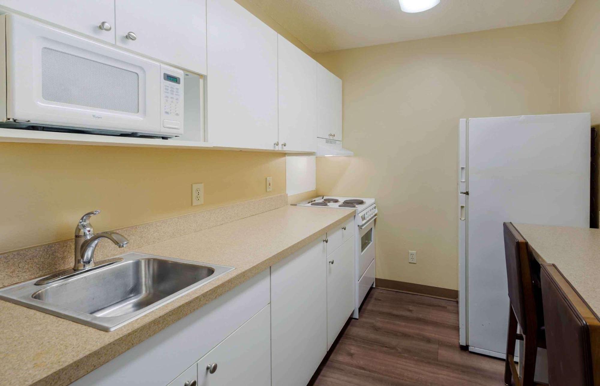 Extended Stay America Select Suites - Raleigh - Rtp - 4610 Miami Blvd Durham Buitenkant foto